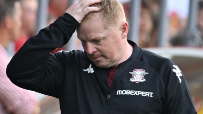 Neil Lennon e gata să le facă viață grea lui Dan Șucu și Victor Angelescu în ceea ce privește rezilierea contractului cu Rapid București! Reacția impresarului britanicului despre demiterea antrenorului: „N-are sens”