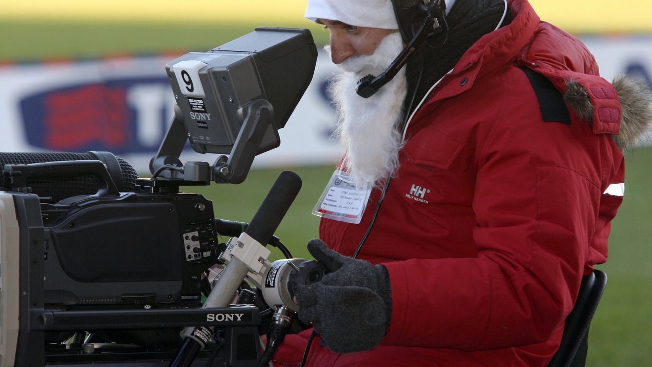 ANALIZĂ‚ | Steaua și Dinamo ar câștiga dublu față de suma actuală, dar de șase ori mai puțin decât Benfica, Sporting și Porto dacă și-ar vinde drepturile TV individual, după modelul portughez. Cum s-ar schimba fotbalul românesc și care ar fi a treia echipă avantajată