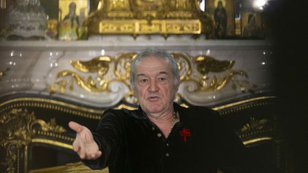 Gigi Becali a ordonat ca doi fotbaliști de la FCSB să fie dați afară din echipă. Antrenorii au făcut ședință de urgență și apoi l-au sunat pe patron: „Nu te supăra, dar…”