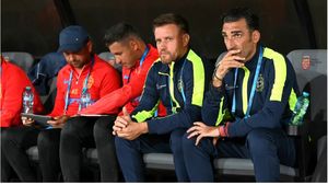 Eugen Trică, atac la staff-ul FCSB. „Dacă accepți asta ca antrenor ești cârpă!” Cine consideră că e adevărata Steaua! VIDEO