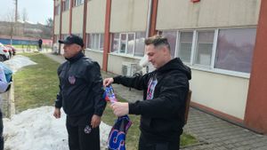 Mirel Rădoi, discurs de lider adevărat în fața ultrașilor FCSB! A rostit un singur cuvânt pentru legătura dintre fani și fotbaliști