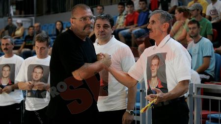 "Momentan eu sunt la fața locului"