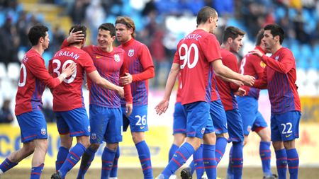 "Curățați" în 90 de minute! Lista oamenilor care PLEACĂ‚ de la Steaua.** Becali pregătește bugetul pentru 5 transferuri!