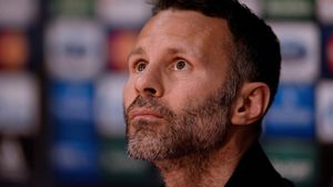 Dezvăluiri șocante din procesul legendarului Ryan Giggs: ar fi lovit-o pe fosta sa iubită cu capul în gură, în timp ce era beat, și a atacat-o pe sora ei mai mică!
