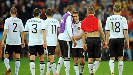 Merkel laudă Mannschaft-ul: "Ați fost ambasadorii perfecți ai Germaniei"