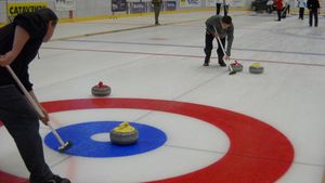 Naționalele României,** locul 6 la masculin și locul 7 la feminin la CE de curling