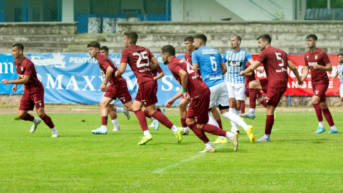 CSC Dumbrăvița a mai luat doi foști jucători la Poli Timișoara. Unul dintre ei pleca la începutul lunii în cantonament cu CS Dinamo!