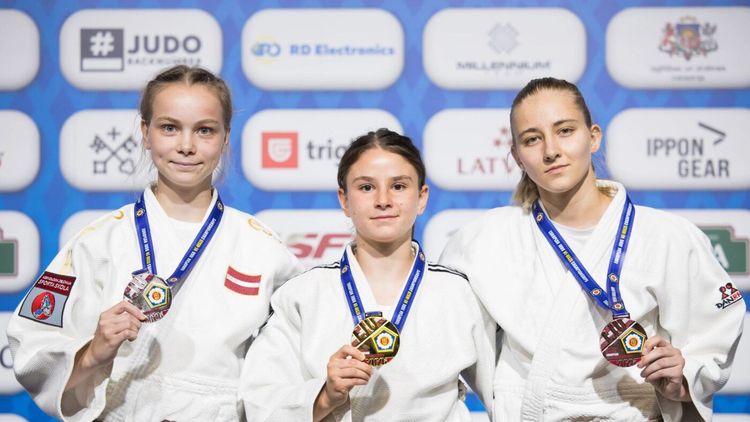 A devenit dublă campioană europeană la judo în aceeași zi