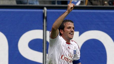 Real plusează pentru Van der Vaart