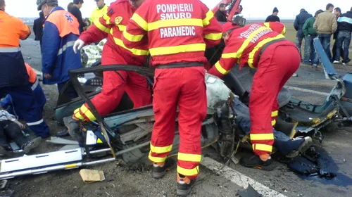 Tragedie în sportul românesc! Microbuzul echipei de handbal CSU Târgoviște, lovit în plin de un camion: 3 persoane au decedat, alte 11 sunt rănite! Echipa a mai fost implicată într-un accident în urmă cu trei ani