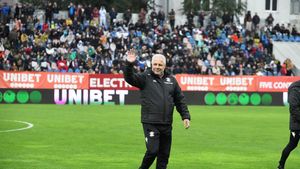 Lista celor 7 transferuri de top pe care Marius Șumudică le-a pregătit pentru Dan Șucu în perioada de iarnă. Rapid București se transformă total: un star de la Craiova, fotbalistul U21 pierdut incredibil de Gigi Becali și un jucător de la CFR Cluj sunt printre achizițiile dorite!