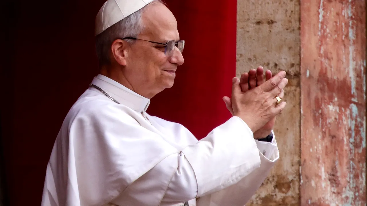 Papa Leon al XIV-lea trebui să-și plătească taxele în SUA, chiar dacă e rezident la Vatican, sau să renunțe la cetățenia americană