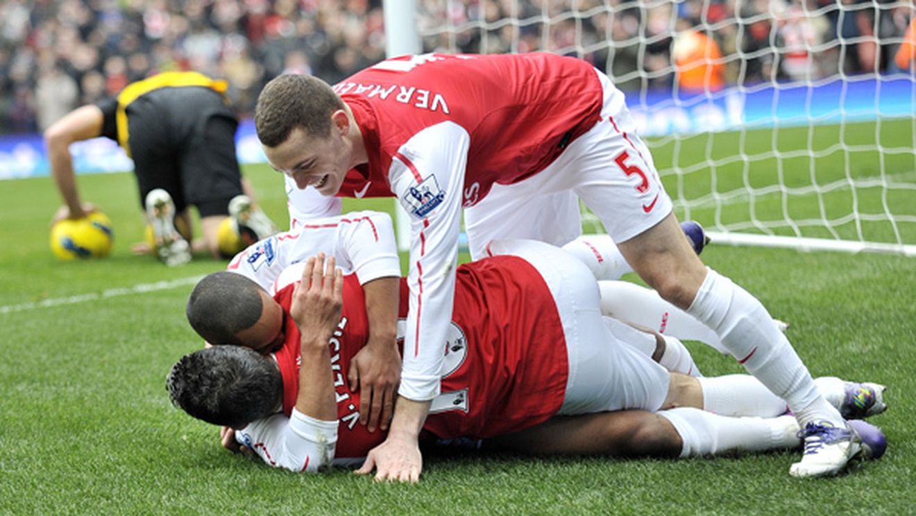 Spectacol total pe Emirates:** Arsenal a "ZDROBIT" Blackburn cu 7-1! Van Persie a semnat un hattrick