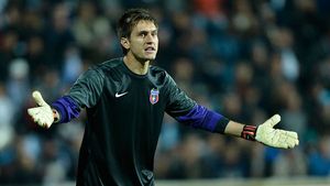 Steaua, la zece puncte de urmăritoare!** Reghe cere mai mult: "Vreau 15 puncte!" Reacția lui Tătărușanu după victoria cu Severin