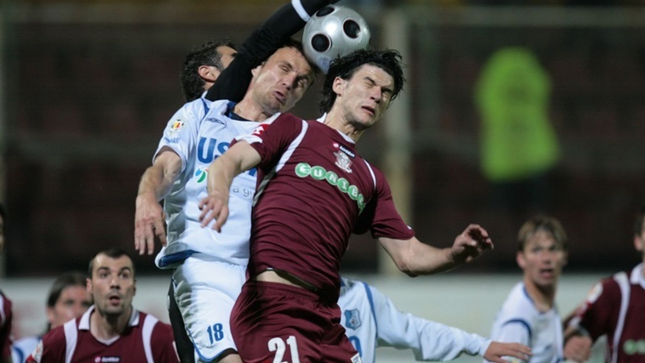 Balon de SĂ‚PUNaru! Rapid - Pandurii 1-0!