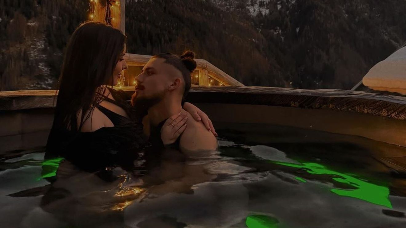 Imagine incendiară cu Radu Drăgușin și iubita lui. Fotbalistul dorit de forțele Europei, în ciubăr cu frumoasa Ioana Stan