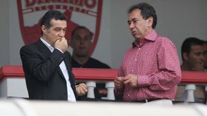 "700 de bilete sunt suficiente pentru fanii dinamoviști,** altfel devin periculoși!"