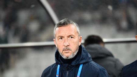 Mihai Stoica dă de pământ cu arbitrii din România: „Luați-vă protecție! Cojocaru ne-a eliminat din Cupa României”