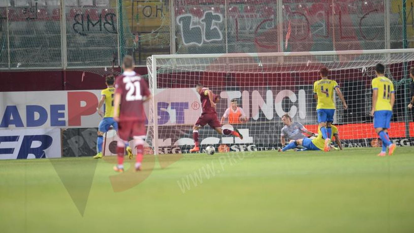 Manea: "Am jucat bine în prima parte, dar am făcut greșeli de începători la primele goluri ale Stelei"