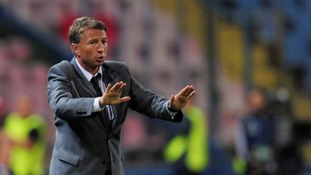 Petrescu: "Sunt șanse reale pentru locul 2! Chelsea câștigă grupa, iar Steaua se luptă cu Schalke"