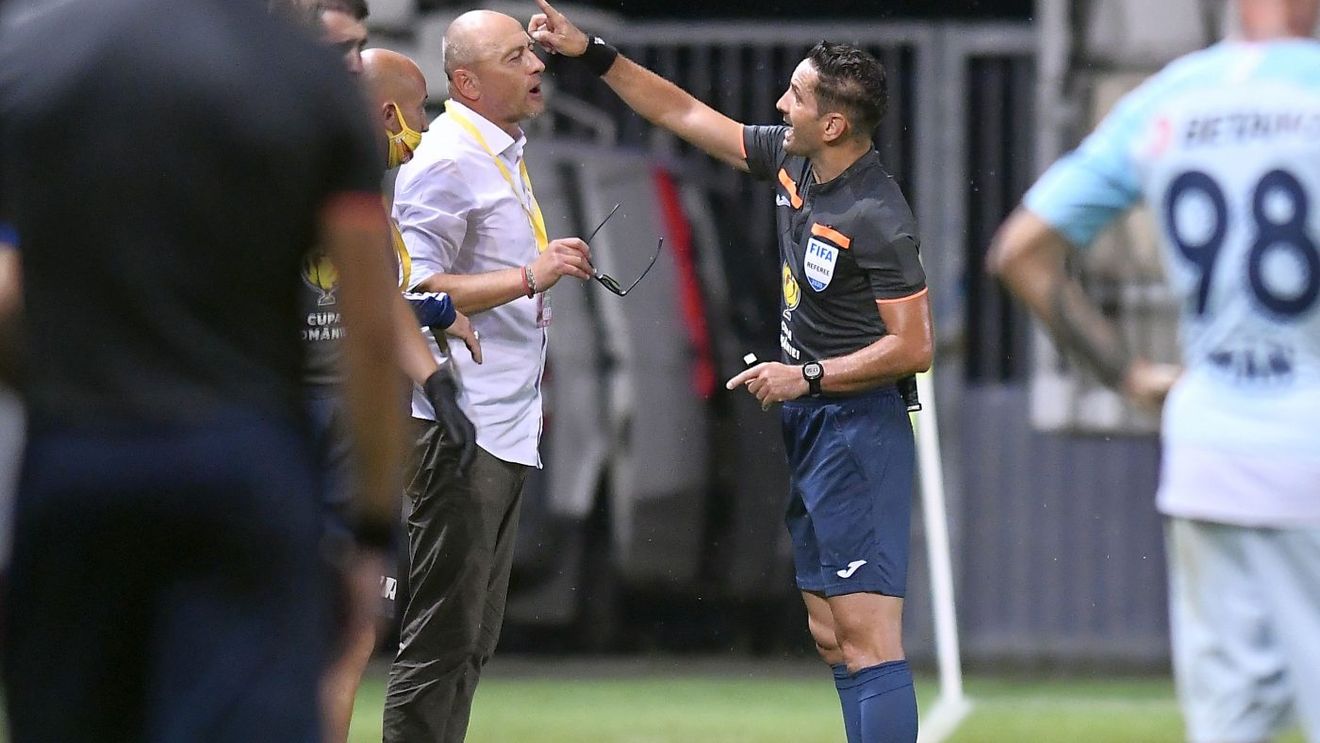 FRF pune tunurile pe antrenorii indisciplinați! Răzvan Burleanu a anunțat reguli noi: „A fost introdusă o sancțiune pentru comportamentul nesportiv pe marginea terenului” | VIDEO