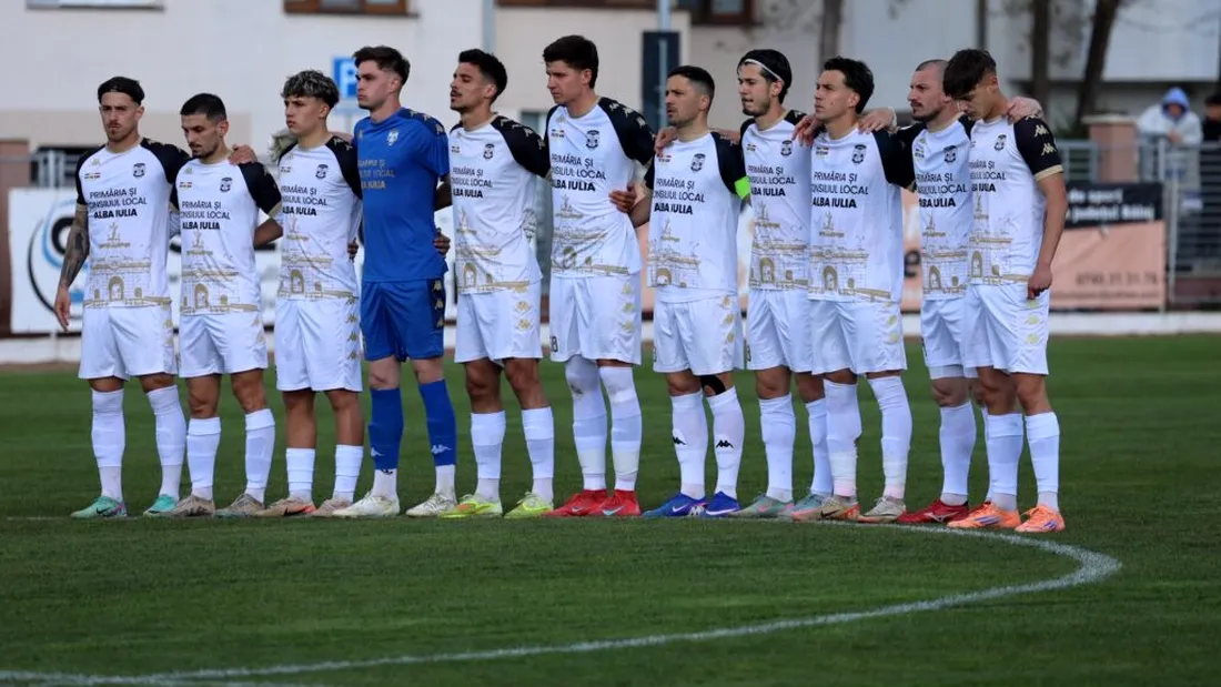Unirea Alba Iulia a pierdut teren în lupta pentru promovarea directă din Liga 3 în Liga 2, dar Dragoș Militaru nu renunță la obiectiv: ”Nu s-a terminat nimic, trebuie să acumulăm cât mai multe puncte”