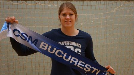 Line Jorgensen revine pe teren la partida CSM București - Rostov Don din "sferturile" Ligii Campionilor. Vasiliu: "Dacă am fi avut o sală de 7.000-8.000 de locuri, am fi umplut-o"