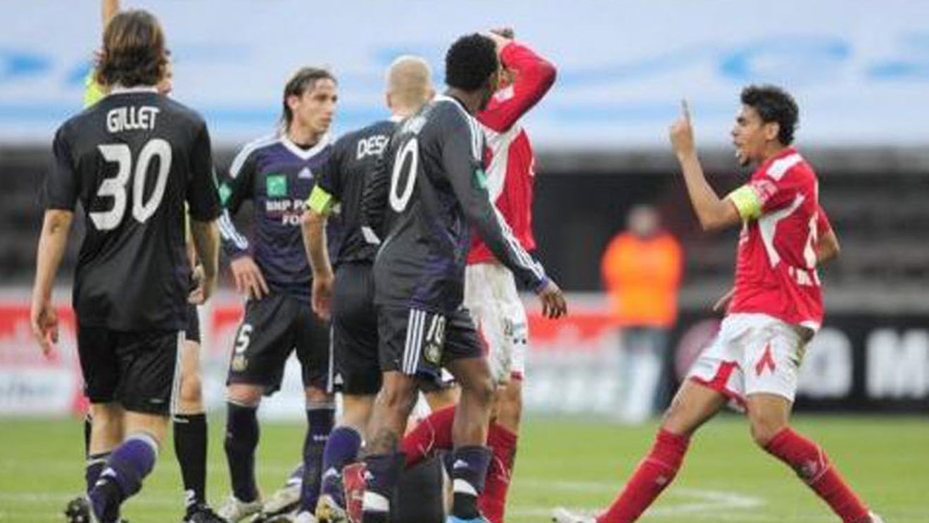 Boloni, umilit "acasă" de Anderlecht!** Va fi dat afară?