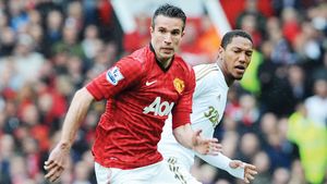 Banii nu sunt totul! Van Persie a refuzat 7 milioane â‚¬ pentru a petrece 4 zile în Asia