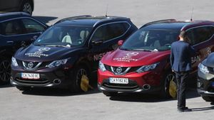 Blocați în Sofia. Oficialii UEFA care au mers să inspecteze arena din Sofia s-au trezit cu "caracatițe" pe roțile mașinilor