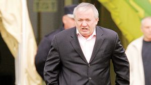 Porumboiu îl acuză pe Zotta că a încercat să "umble" la patru fotbaliști de la Vaslui înaintea meciului direct:** "Tentativă de corupție!"