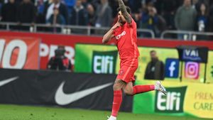 Ultimul tren pentru Florinel Coman? Motivul pentru care transferul la Sporting trebuie să aibă loc vara aceasta: „Îi va fi foarte greu! Ar rata acel extra-pas” | VIDEO EXCLUSIV ProSport Live