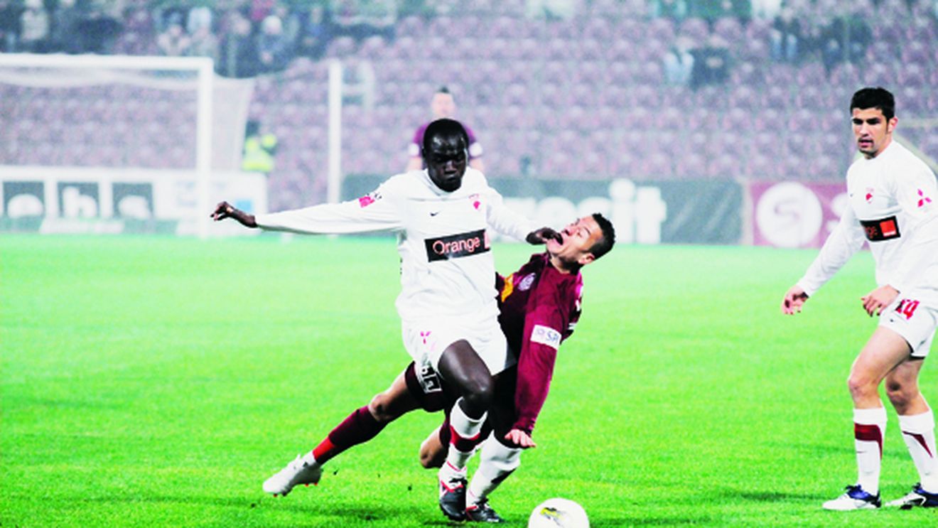 Noii poli de putere din Liga I!** Alianțe incredibile în lupta pentru locurile CEx al LPF: Steaua, Dinamo și "U" contra CFR Cluj