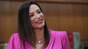 Irina Deleanu a luat o decizie radicală: „Mă stabilesc acolo, împreună cu fiica mea"