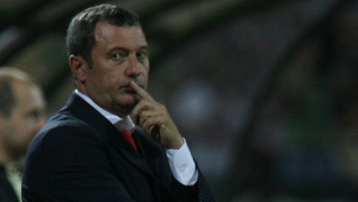 Dom'' profesor ar mai sta!