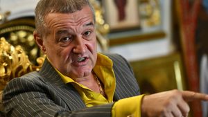 Teoria lui Gigi Becali despre cauza morții lui Silviu Prigoană. Patronul FCSB, verdict incredibil: „Vaccinul creează boli autoimune"