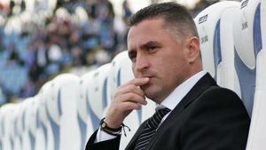 Pană a fost înjurat de Pădurețu:** "Nu-i permit! Să plece dacă nu-i convine"