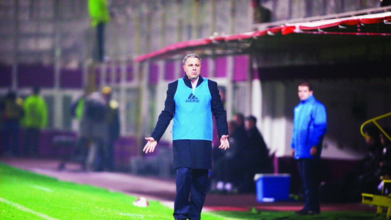 S-au făcut de Rohat! Scandalul care ar putea duce la pierderea meciului la "masa verde"! Cine l-a putea înlocui pe Șumi la Astra