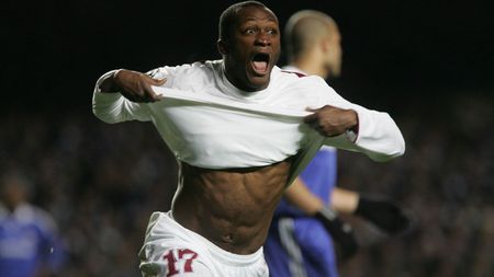 "E bine în România, dar vreau să joc în Premier League!"