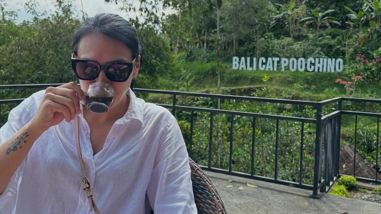 Cristina Neagu a plecat din România în Bali: „Doar îmi trăiesc viața”