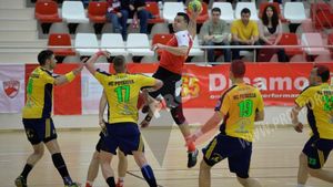 Dinamo București - Potaissa Turda 31-29 în primul meci din play-off-ul Ligii Naționale