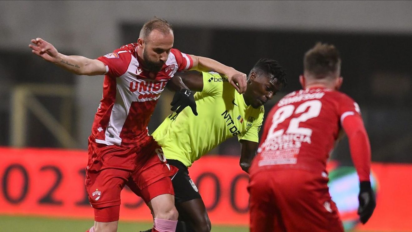 Florentin Petre dă de pământ cu fundașii lui Dinamo. „E inadmisibil!” Nici Cosmin Contra n-a scăpat. „S-a grăbit!”