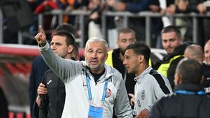 Anamaria Prodan spunea că „n-a mai fost așa jucător în România”, dar Dan Petrescu distruge „transferul verii” de la CFR Cluj: „Are o mare problemă cu genunchiul”