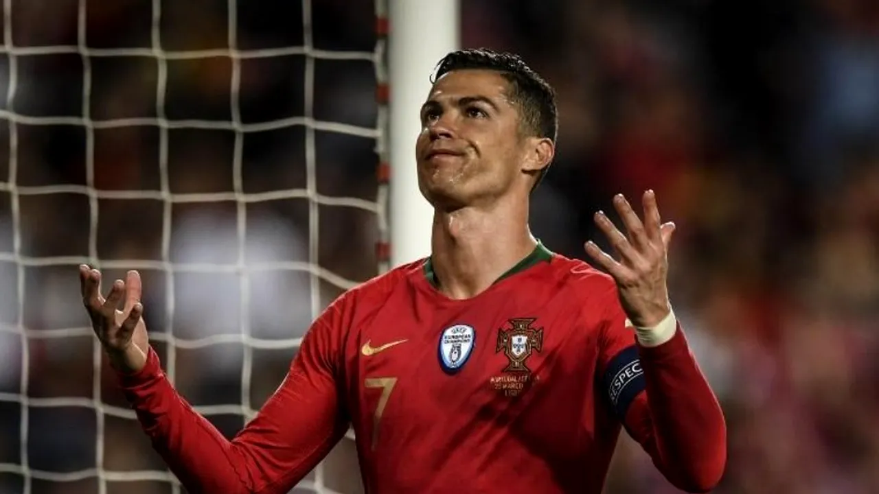 Cristiano Ronaldo a atras din nou toate privirile. Portughezul a fost văzut în Barcelona