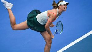 Șarapova și-a liniștit fanii. De unde provin vânătăile de pe brațul drept și ce spune Maria despre o posibilă finală cu Halep