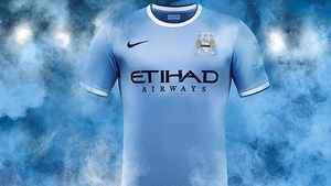 FOTO Anglia și-a schimbat hainele! Vezi cum arată echipamentele formațiilor din Premier League pentru sezonul 2013-2014