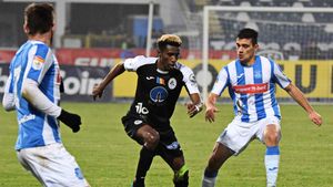 Poli Iași a fost umilită pe teren propriu de Gaz Metan Mediaș. Daniel Pancu, îngropat de fundași | CRONICĂ