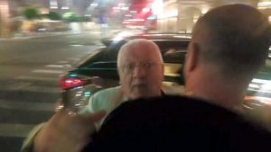 Dumitru Dragomir, prima reacție după ce a fost agresat pe stradă: „Eu întâi am învățat să bat! Dau cu pumnul ca Jackie Chan” | VIDEO EXCLUSIV ProSport Live