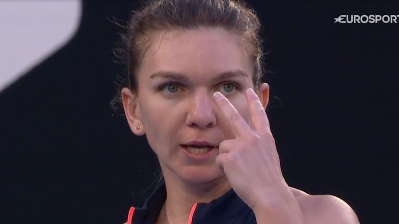 Simona Halep, gest grăitor față de Iga Swiatek înainte de a o răpune la Australian Open: „Sunt cu ochii pe tine!" FOTO