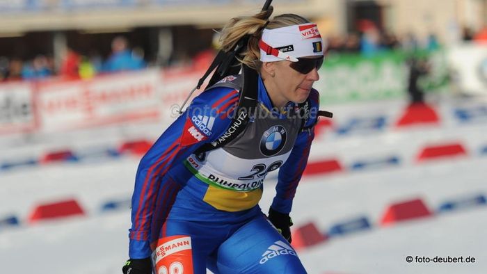 Eva Tofalvi - Reka Ferencz, "meci" nul la Oberhof. Prima biatlonistă pierde însă teren în lupta pentru calificarea la JO